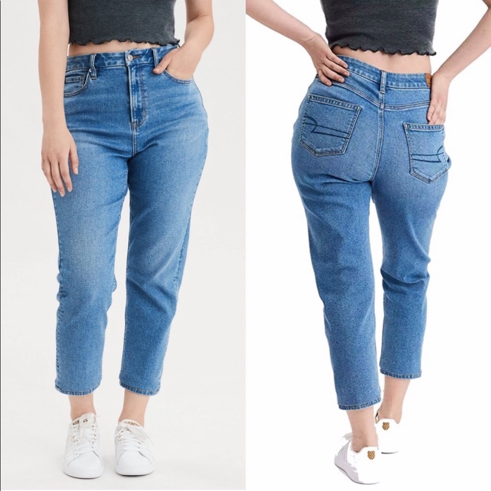 American Eagle Outfitters Mom Jeans Size 12 Short Medium Wash High Waist Denim